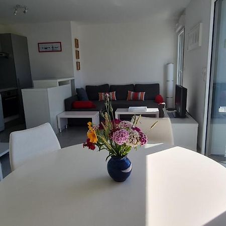 Appartement Devant La Plage Avec Piscine Concarneau Exterior foto