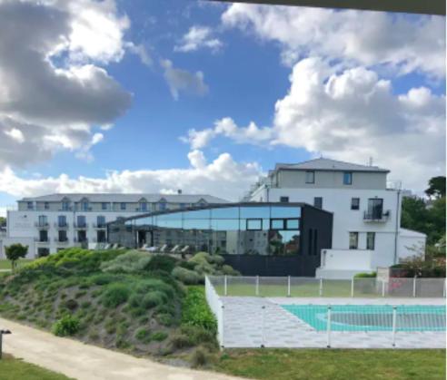 Appartement Devant La Plage Avec Piscine Concarneau Exterior foto